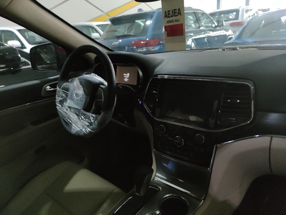 جيب جراند شيروكي